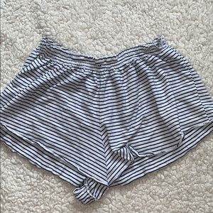 brandy melville shorts!